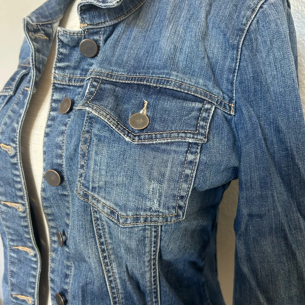 Julia Kut from the Kloth Crop Jean Jacket - Picture 5 of 9